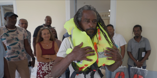 300 pêcheurs équipés d’un kit de sécurité “homme embarqué” en Martinique